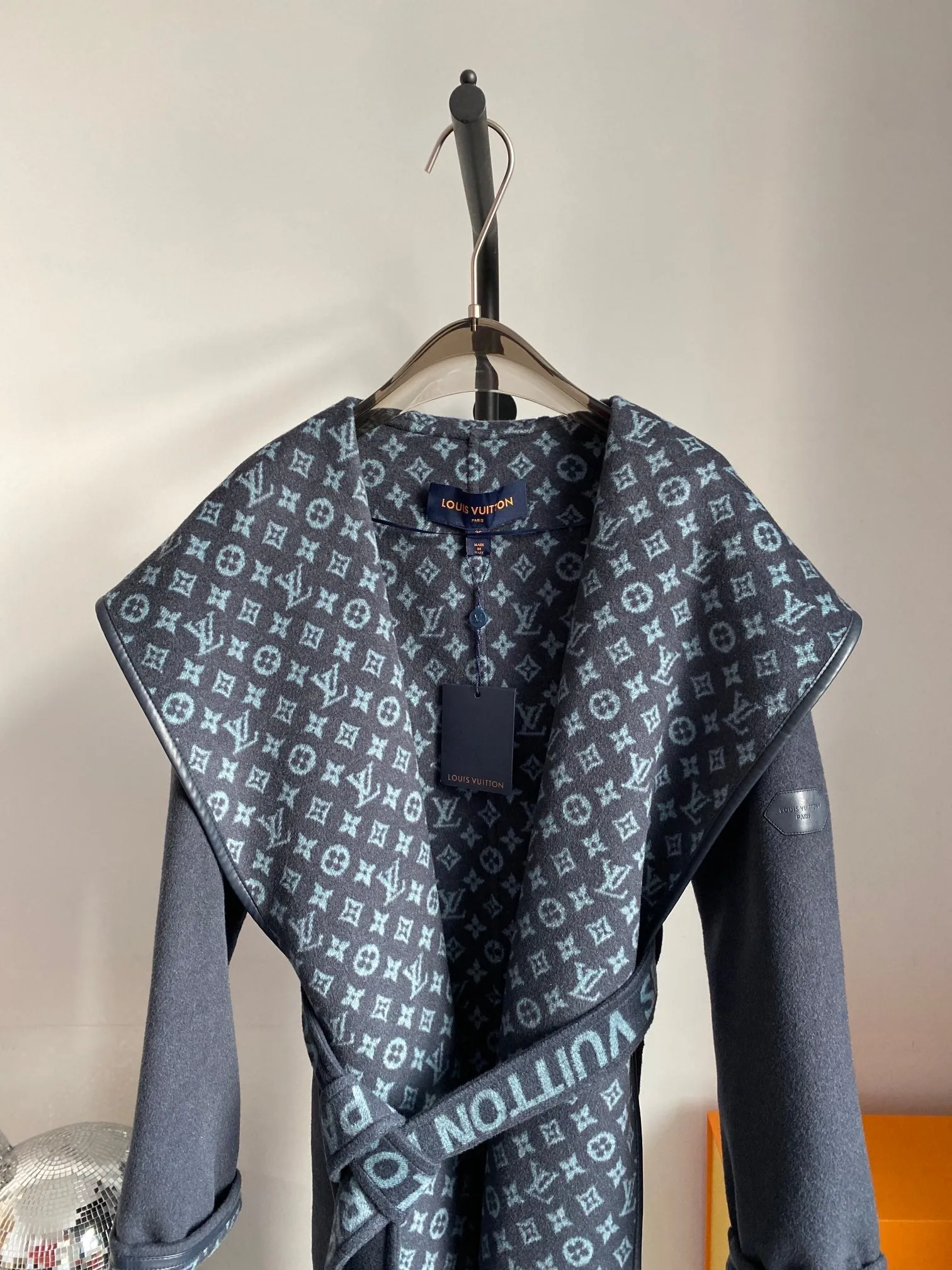 High Quality LUV Wrap Coat 014