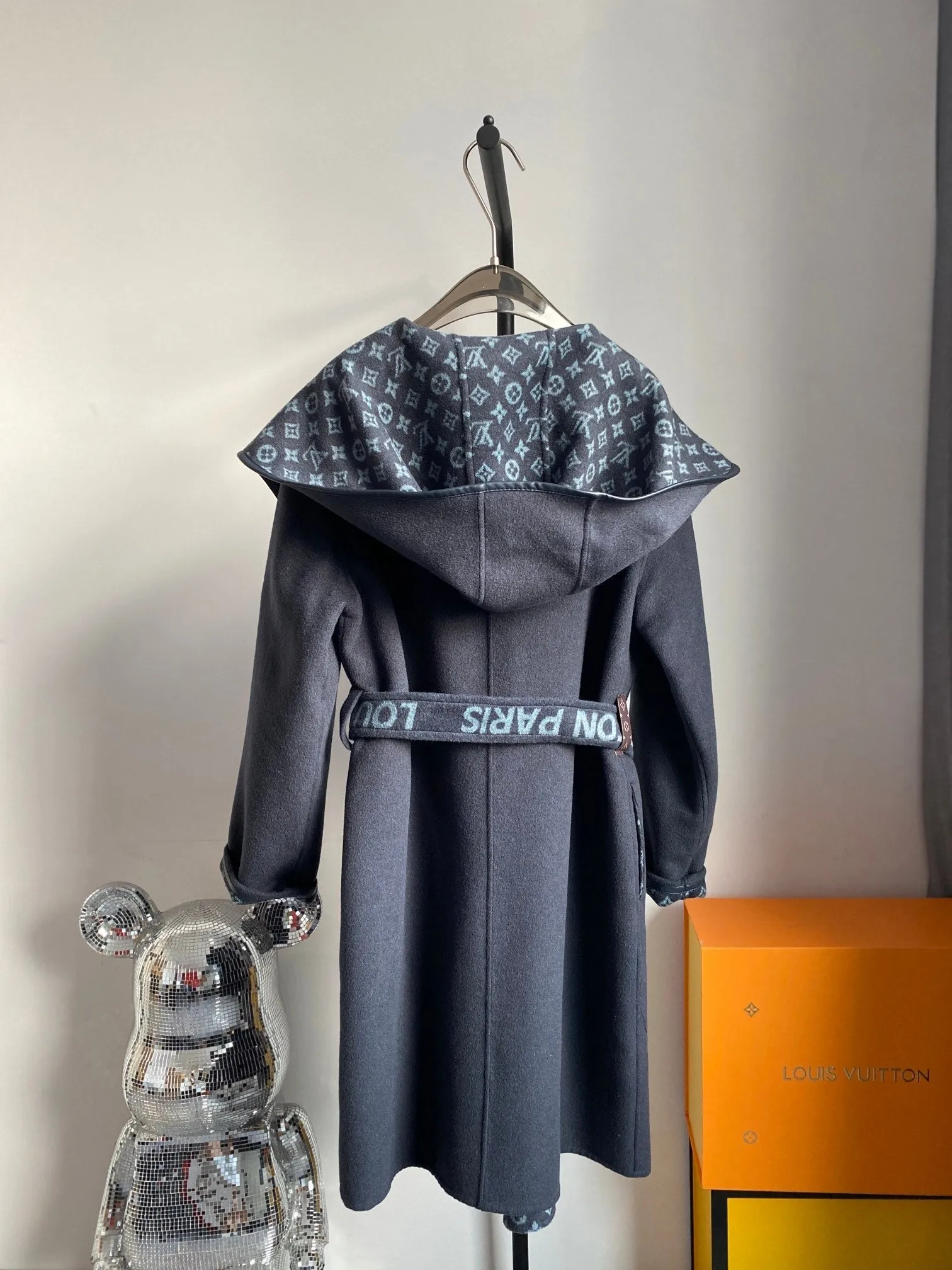 High Quality LUV Wrap Coat 014