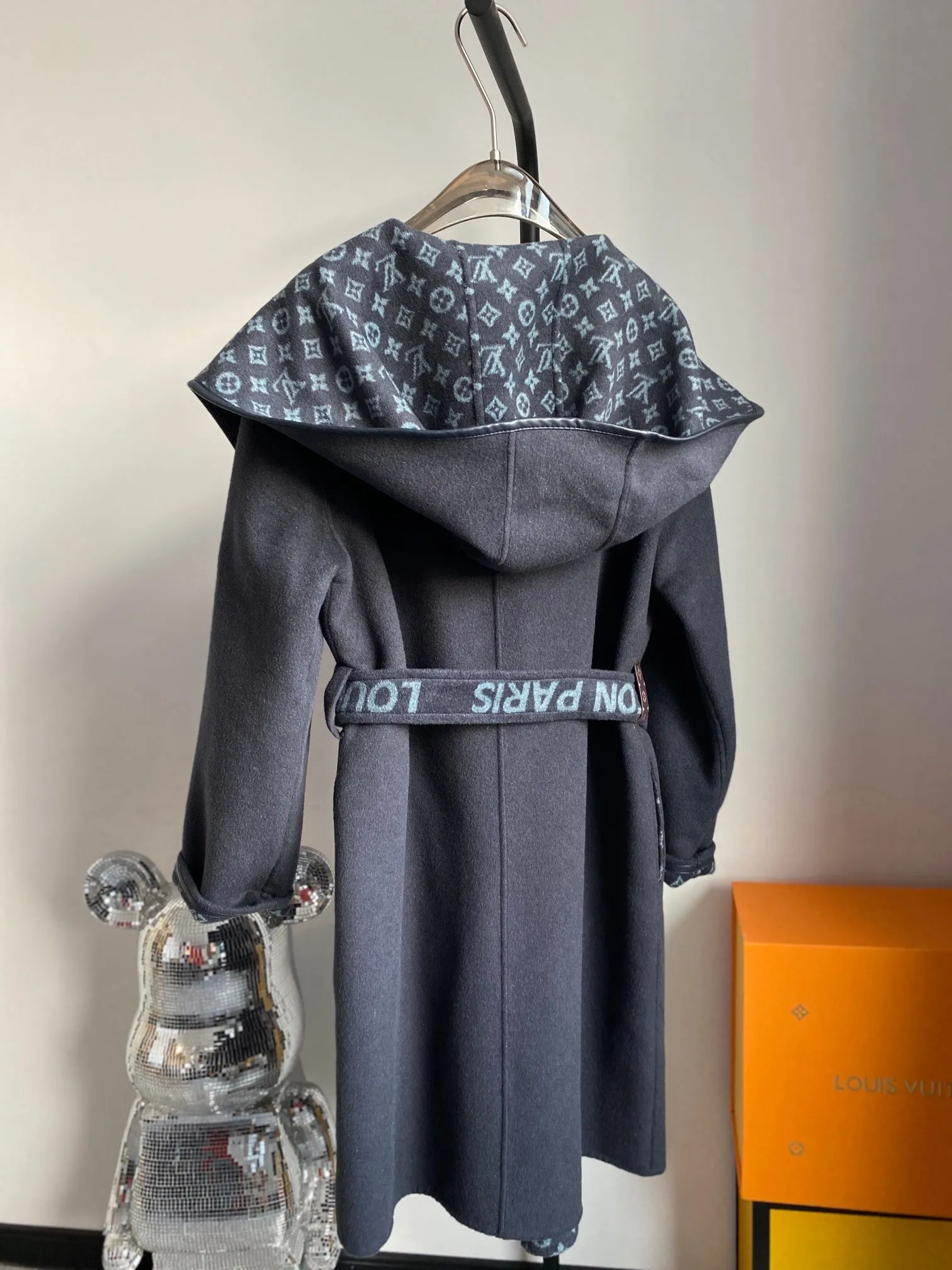 High Quality LUV Wrap Coat 014