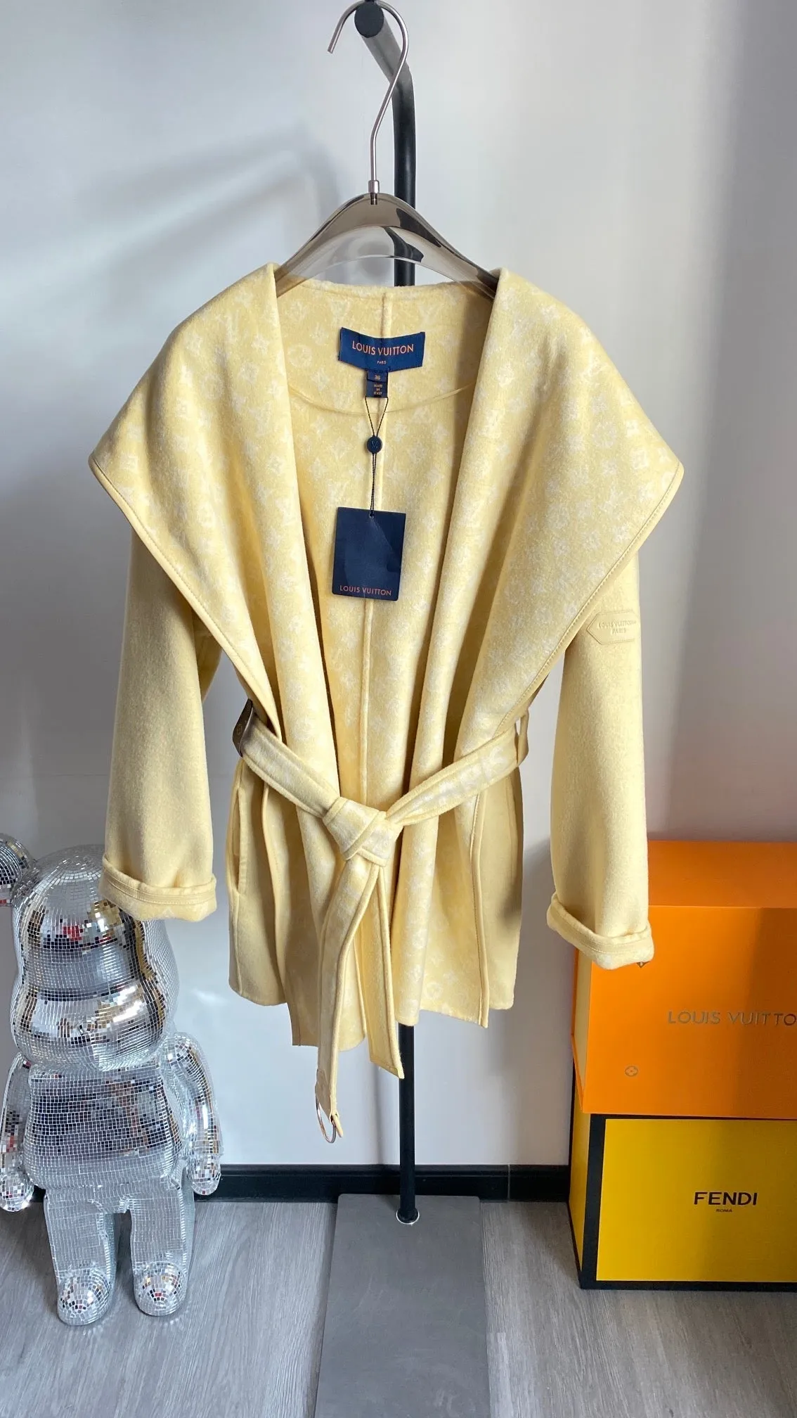 High Quality LUV Wrap Coat 034