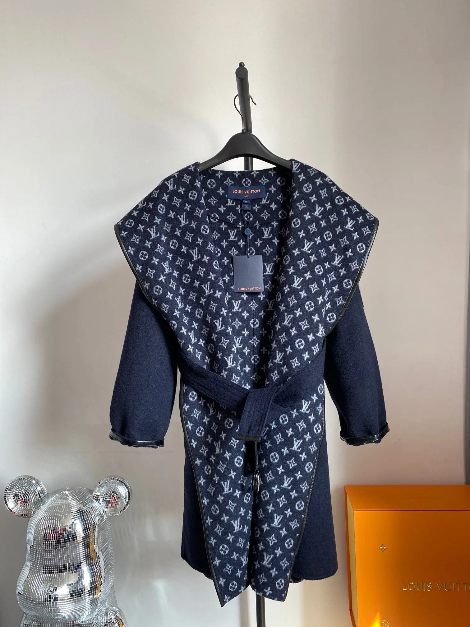 High Quality LUV Wrap Coat 042