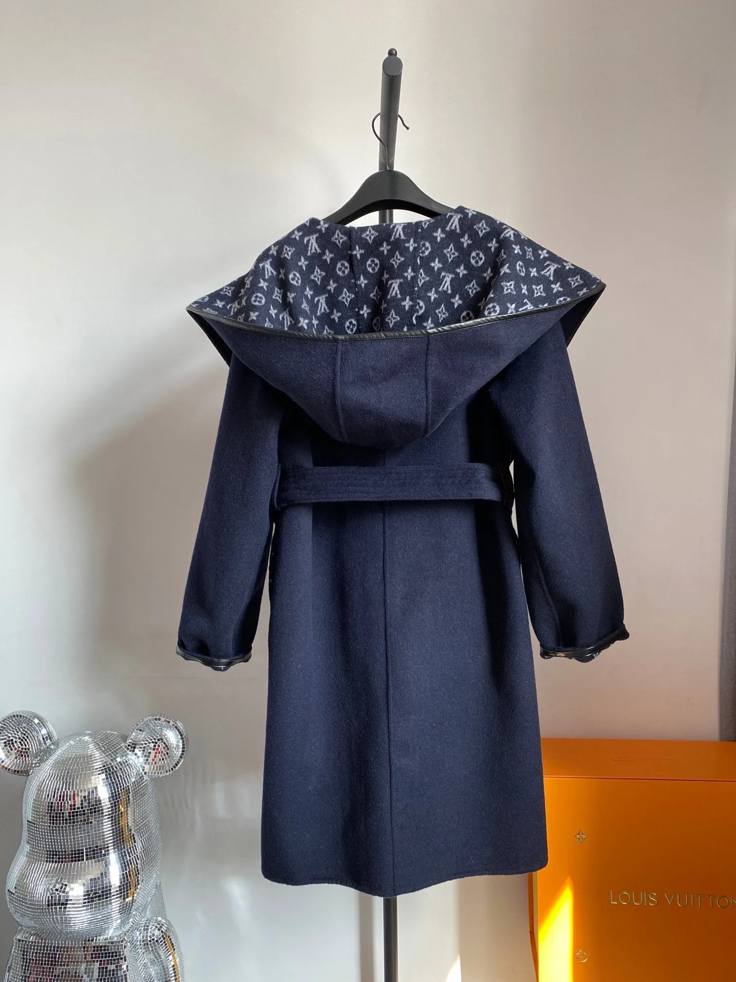 High Quality LUV Wrap Coat 042