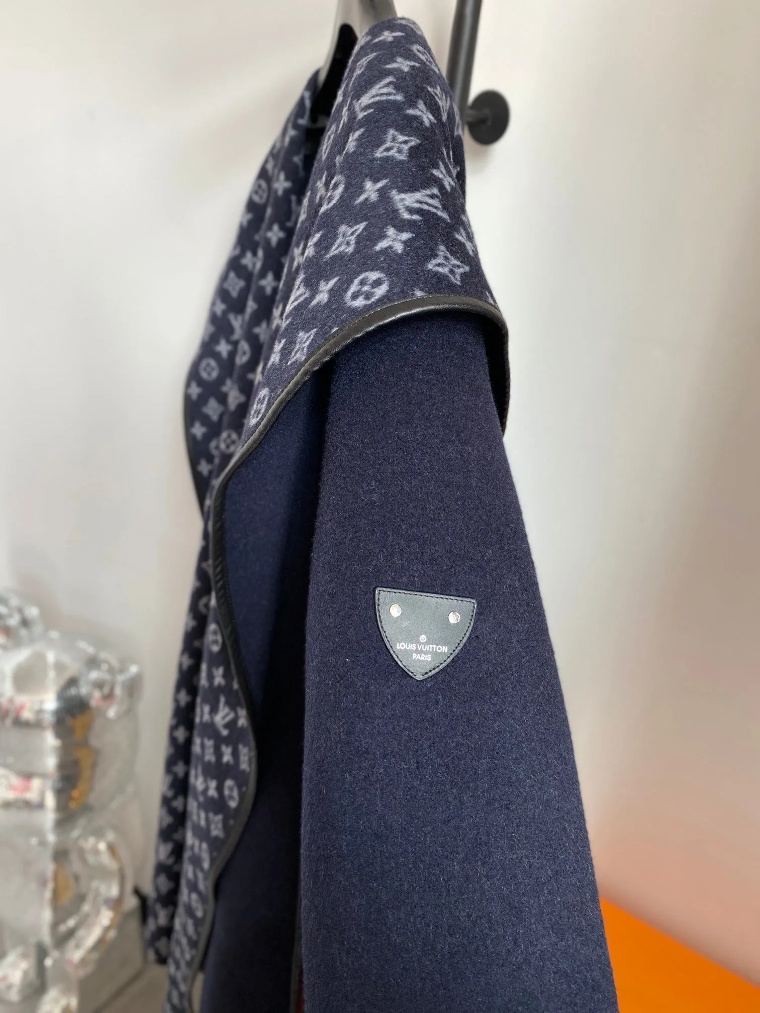 High Quality LUV Wrap Coat 042
