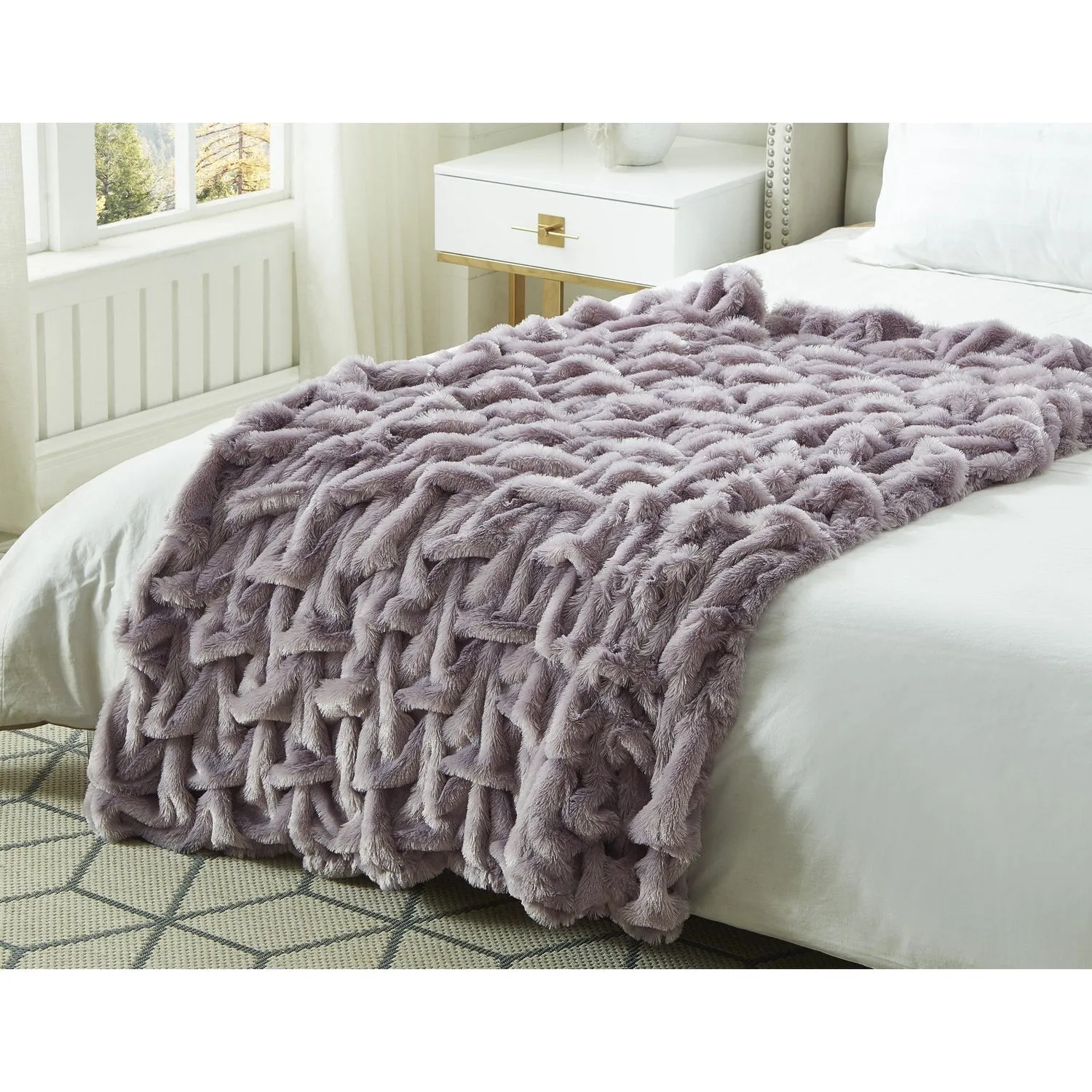 Lmos Stitched Faux Fur Throw